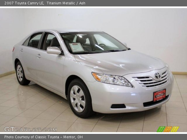 2007 Toyota Camry LE in Titanium Metallic