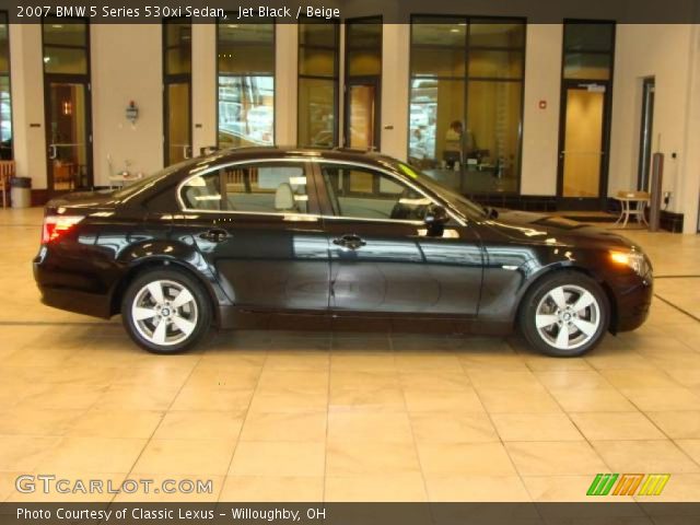 2007 BMW 5 Series 530xi Sedan in Jet Black