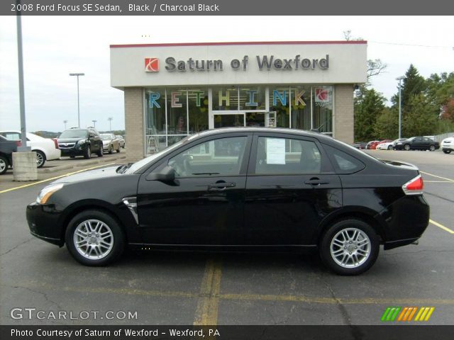 2008 Ford Focus SE Sedan in Black