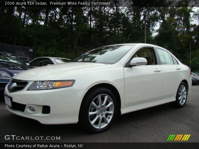 2006 Acura TSX Sedan in Premium White Pearl