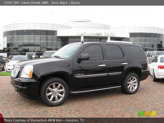 2008 GMC Yukon Denali AWD in Onyx Black