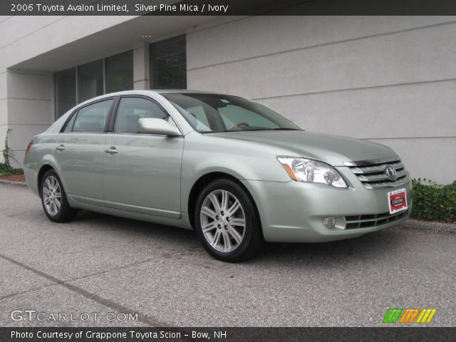 2006 Toyota Avalon Limited in Silver Pine Mica