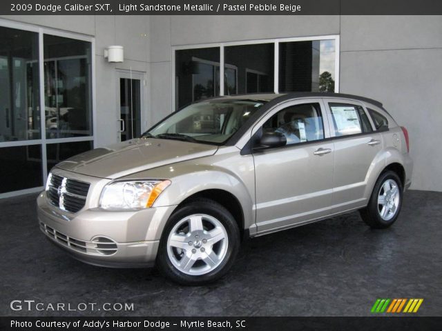 2009 Dodge Caliber SXT in Light Sandstone Metallic