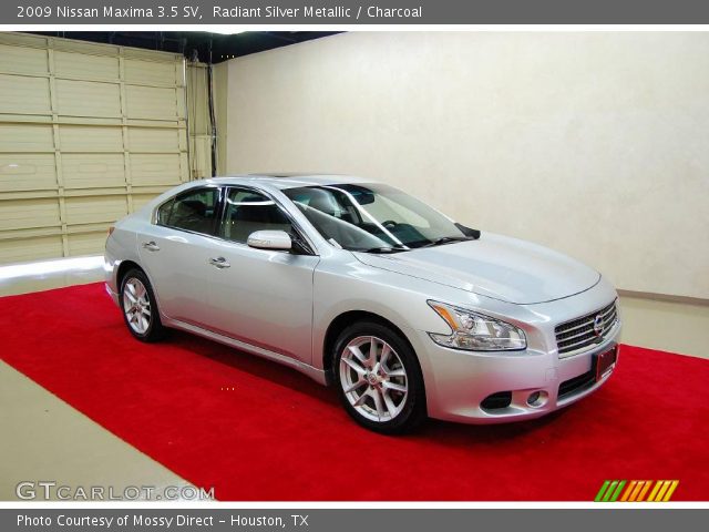 2009 Nissan Maxima 3.5 SV in Radiant Silver Metallic