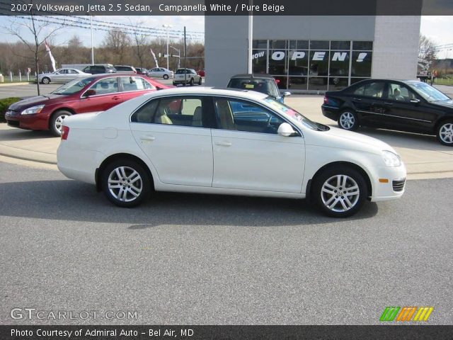 2007 Volkswagen Jetta 2.5 Sedan in Campanella White