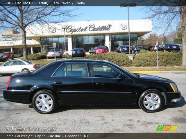 2007 Cadillac DTS Sedan in Black Raven