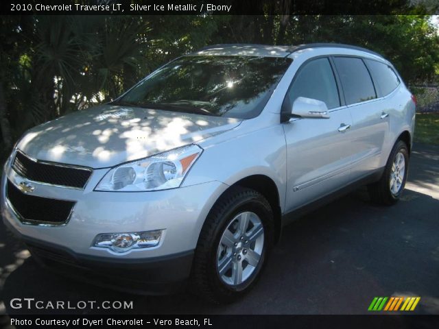 2010 Chevrolet Traverse LT in Silver Ice Metallic