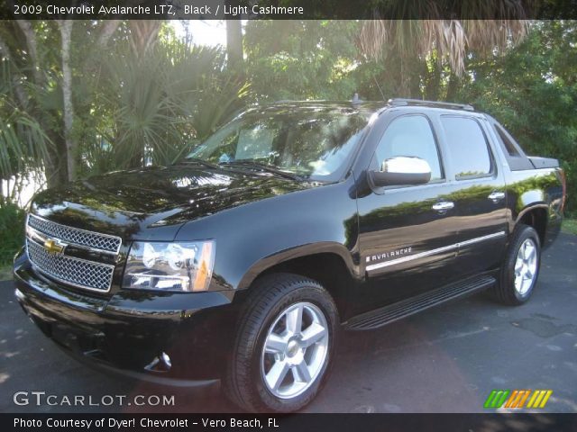 2009 Chevrolet Avalanche LTZ in Black