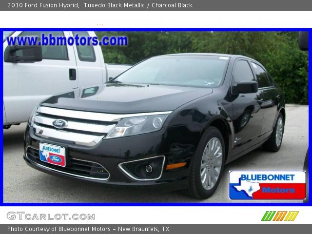 2010 Ford Fusion Hybrid in Tuxedo Black Metallic