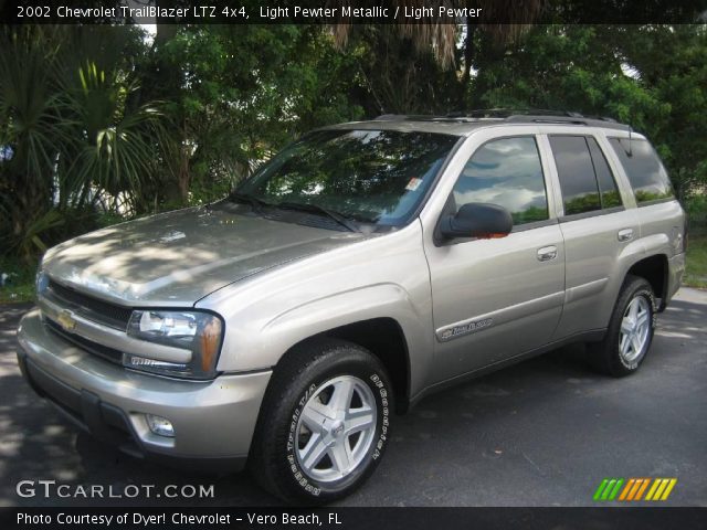 2002 Chevrolet TrailBlazer LTZ 4x4 in Light Pewter Metallic