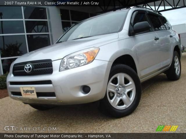 2007 Toyota RAV4 I4 in Classic Silver Metallic