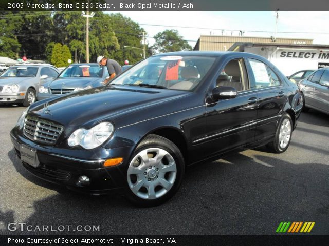 2005 Mercedes-Benz C 320 Sedan in Black Opal Metallic