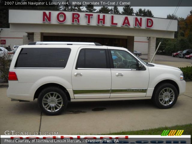 2007 Lincoln Navigator L Luxury 4x4 in White Chocolate Tri-Coat