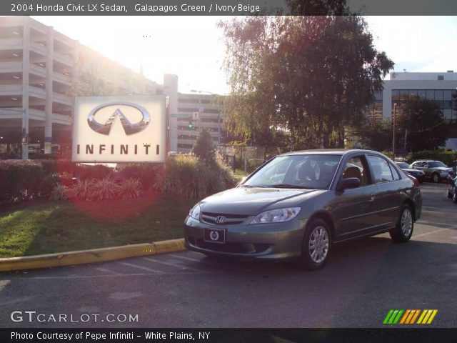 2004 Honda Civic LX Sedan in Galapagos Green
