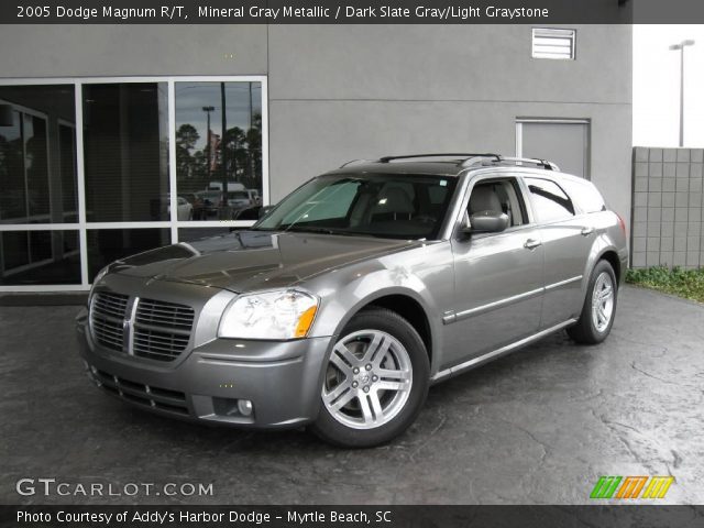 2005 Dodge Magnum R/T in Mineral Gray Metallic