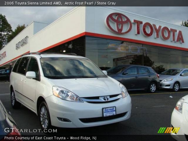 2006 Toyota Sienna Limited AWD in Arctic Frost Pearl