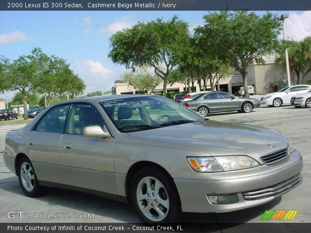 2000 Lexus ES 300 Sedan in Cashmere Beige Metallic