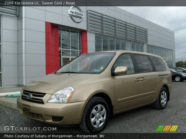 2006 Kia Sedona LX in Sunset Gold