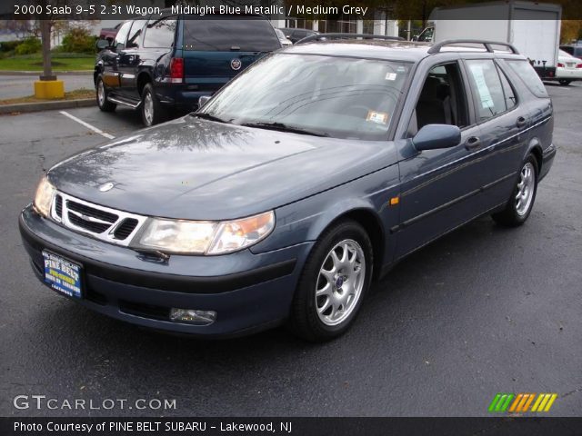 2000 Saab 9-5 2.3t Wagon in Midnight Blue Metallic