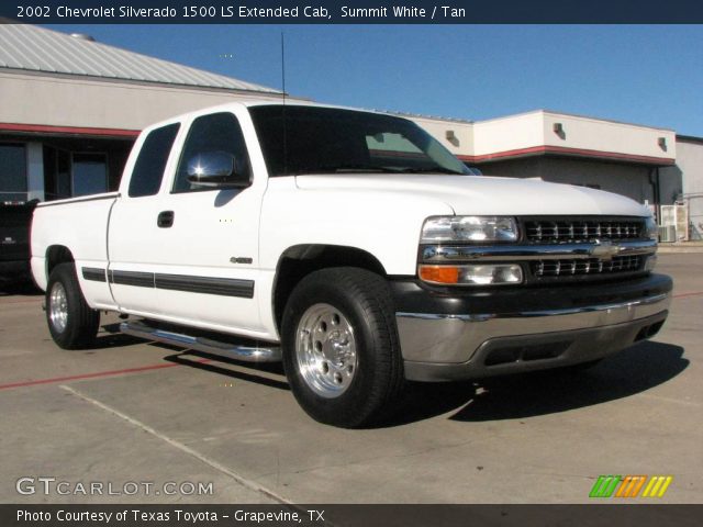 2002 Chevrolet Silverado 1500 LS Extended Cab in Summit White