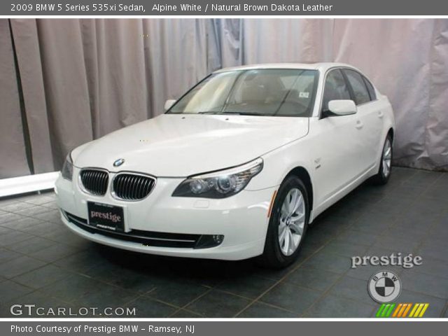 2009 BMW 5 Series 535xi Sedan in Alpine White