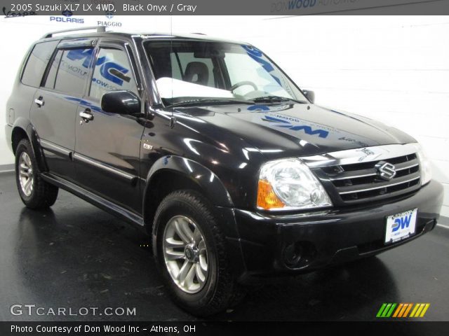 2005 Suzuki XL7 LX 4WD in Black Onyx