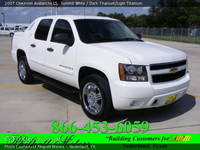 2007 Chevrolet Avalanche LS in Summit White