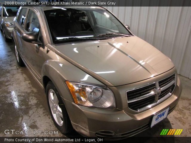 2008 Dodge Caliber SXT in Light Khaki Metallic