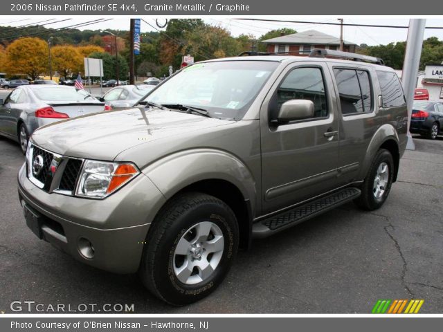 2006 Nissan Pathfinder SE 4x4 in Granite Metallic