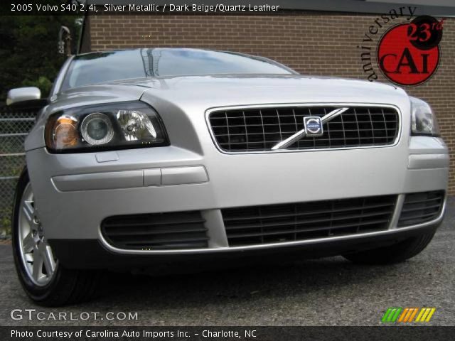 2005 Volvo S40 2.4i in Silver Metallic