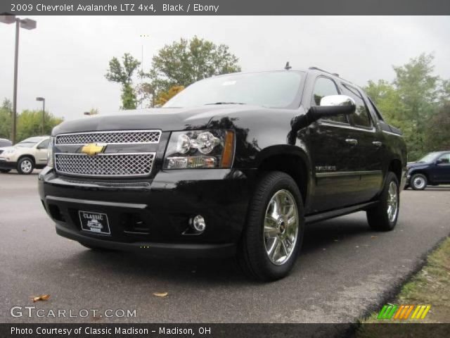 2009 Chevrolet Avalanche LTZ 4x4 in Black