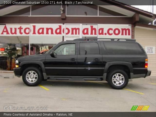 2005 Chevrolet Suburban 1500 Z71 4x4 in Black
