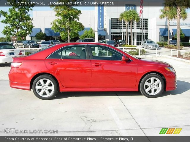 2007 Toyota Camry SE in Barcelona Red Metallic