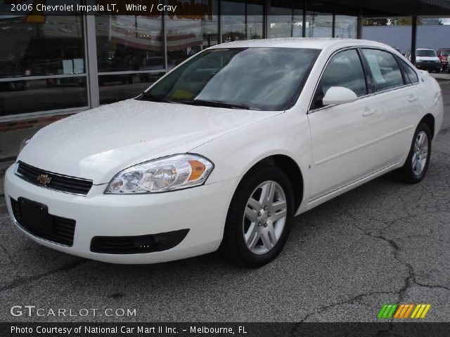 2006 Chevrolet Impala LT in White