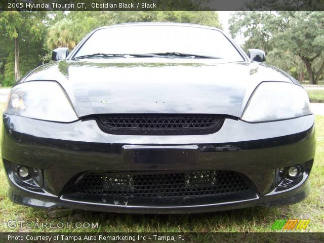 2005 Hyundai Tiburon GT in Obsidian Black