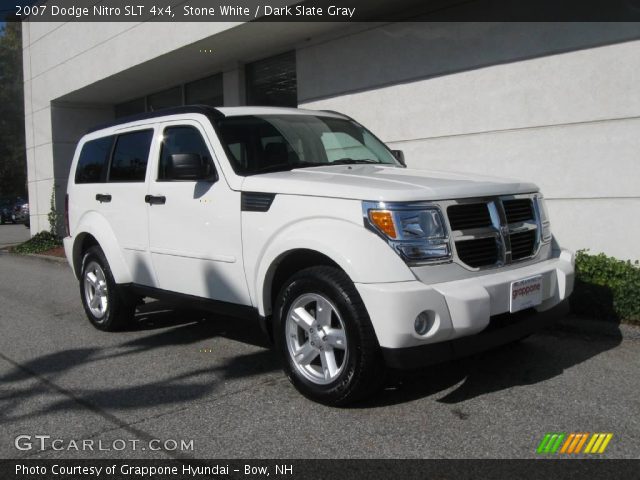 2007 Dodge Nitro SLT 4x4 in Stone White