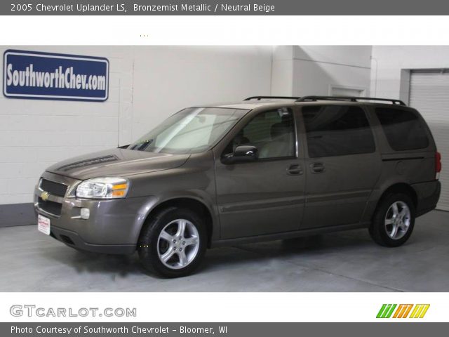 2005 Chevrolet Uplander LS in Bronzemist Metallic