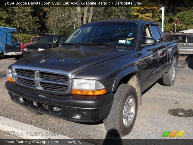 2004 Dodge Dakota Sport Quad Cab 4x4 in Graphite Metallic