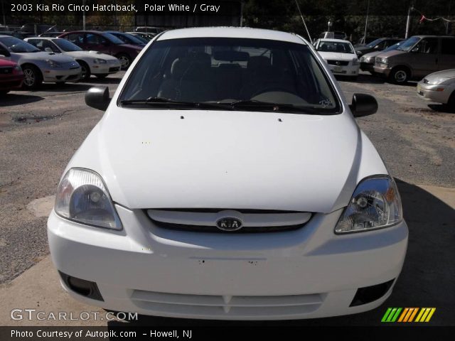2003 Kia Rio Cinco Hatchback in Polar White