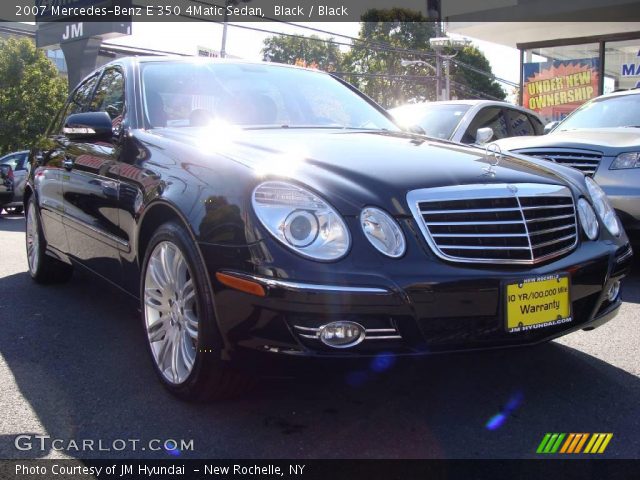 2007 Mercedes-Benz E 350 4Matic Sedan in Black