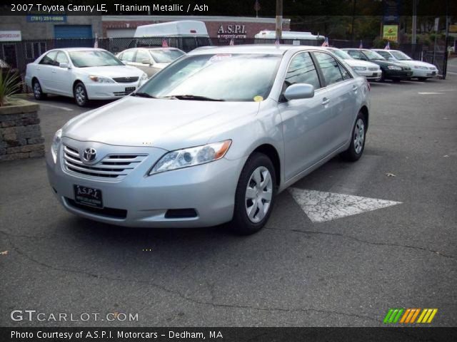 2007 Toyota Camry LE in Titanium Metallic