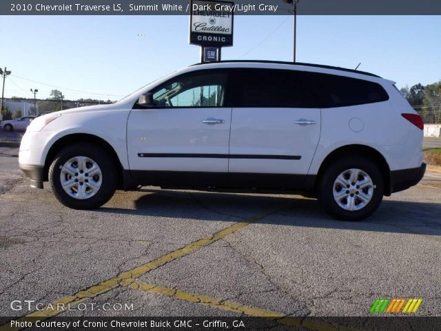 2010 Chevrolet Traverse LS in Summit White