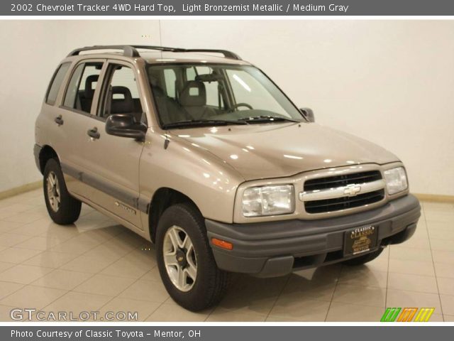 2002 Chevrolet Tracker 4WD Hard Top in Light Bronzemist Metallic