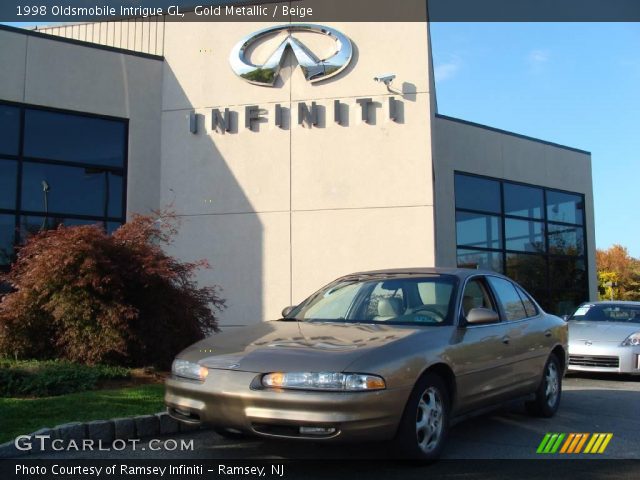 1998 Oldsmobile Intrigue GL in Gold Metallic