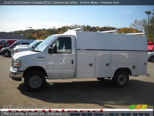 2010 Ford E Series Cutaway E350 Commercial Utility in Oxford White