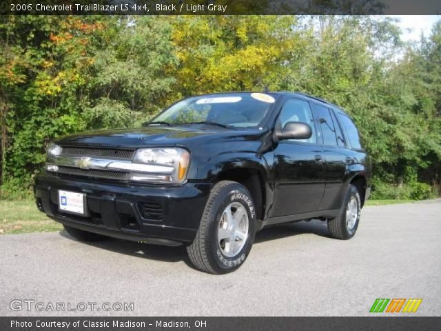 2006 Chevrolet TrailBlazer LS 4x4 in Black