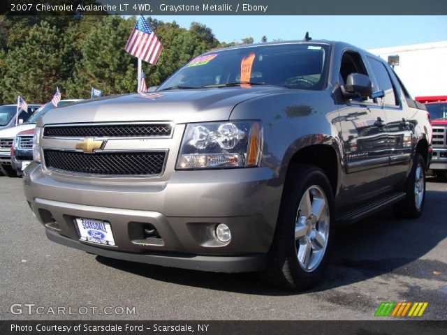 2007 Chevrolet Avalanche LT 4WD in Graystone Metallic