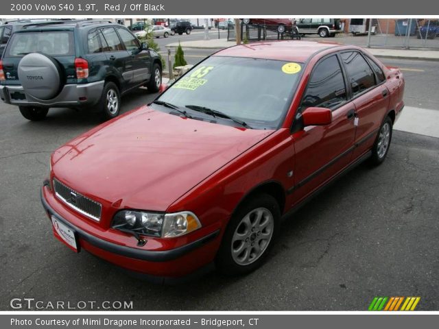 2000 Volvo S40 1.9T in Red