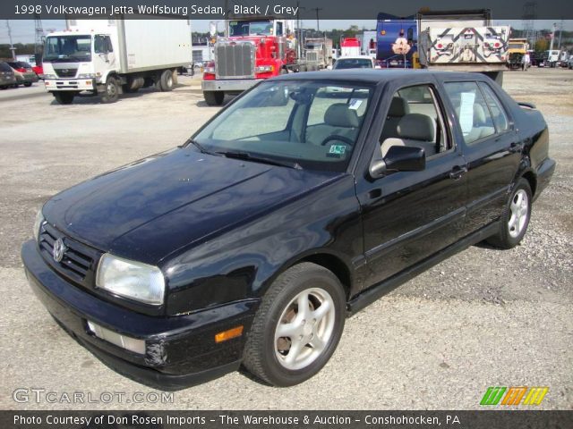 1998 Volkswagen Jetta Wolfsburg Sedan in Black