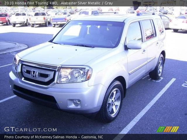 2010 Honda Pilot Touring 4WD in Alabaster Silver Metallic